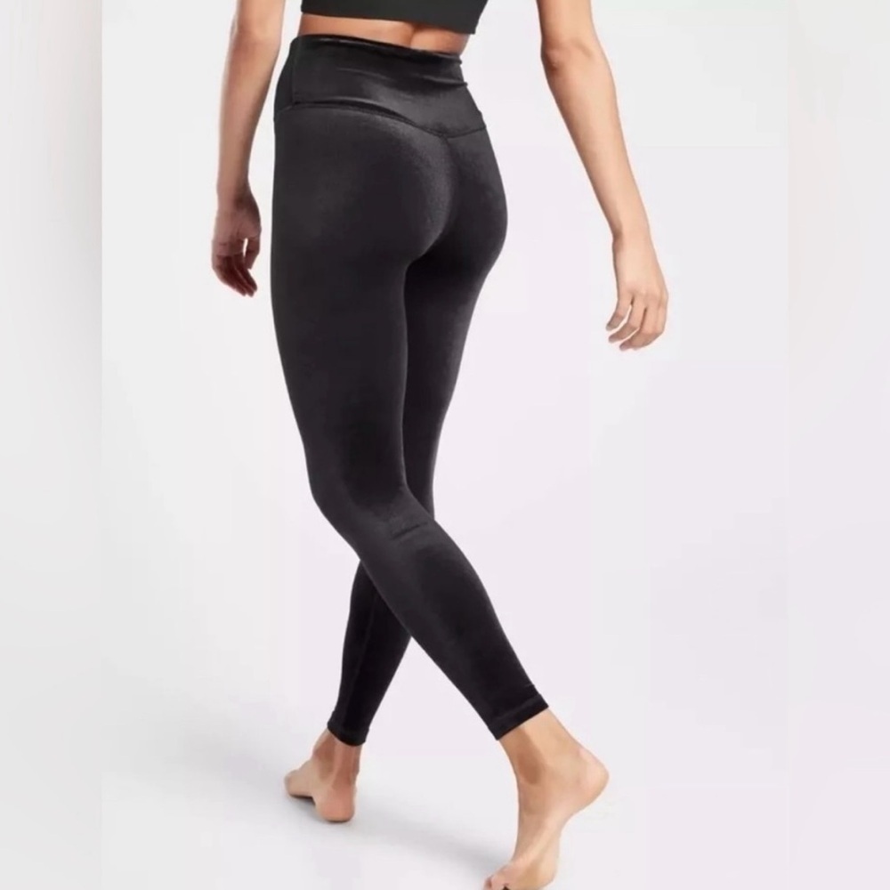 ATHLETA Elation Velvet Tight Size S/P Black High Rise - Picture 2 of 9